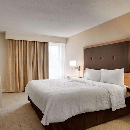 Hampton Inn & Suites Cleveland-Independence Exterior photo