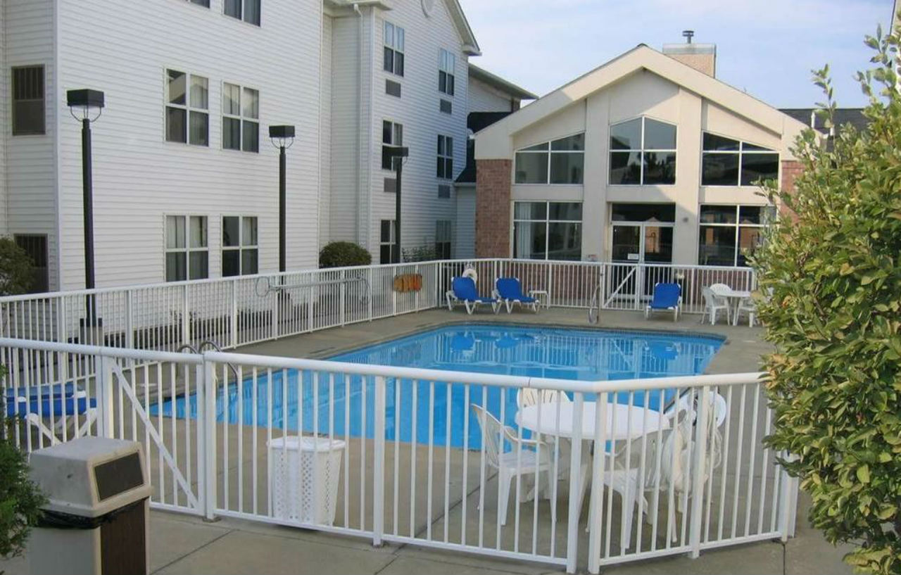Hampton Inn & Suites Cleveland-Independence Exterior photo